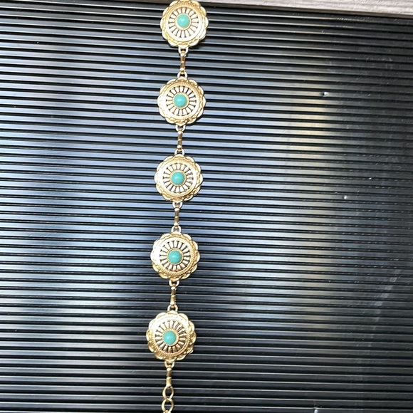 M/L Gold Tone/Faux Turquoise Metal Chain Belt - Picture 6 of 6